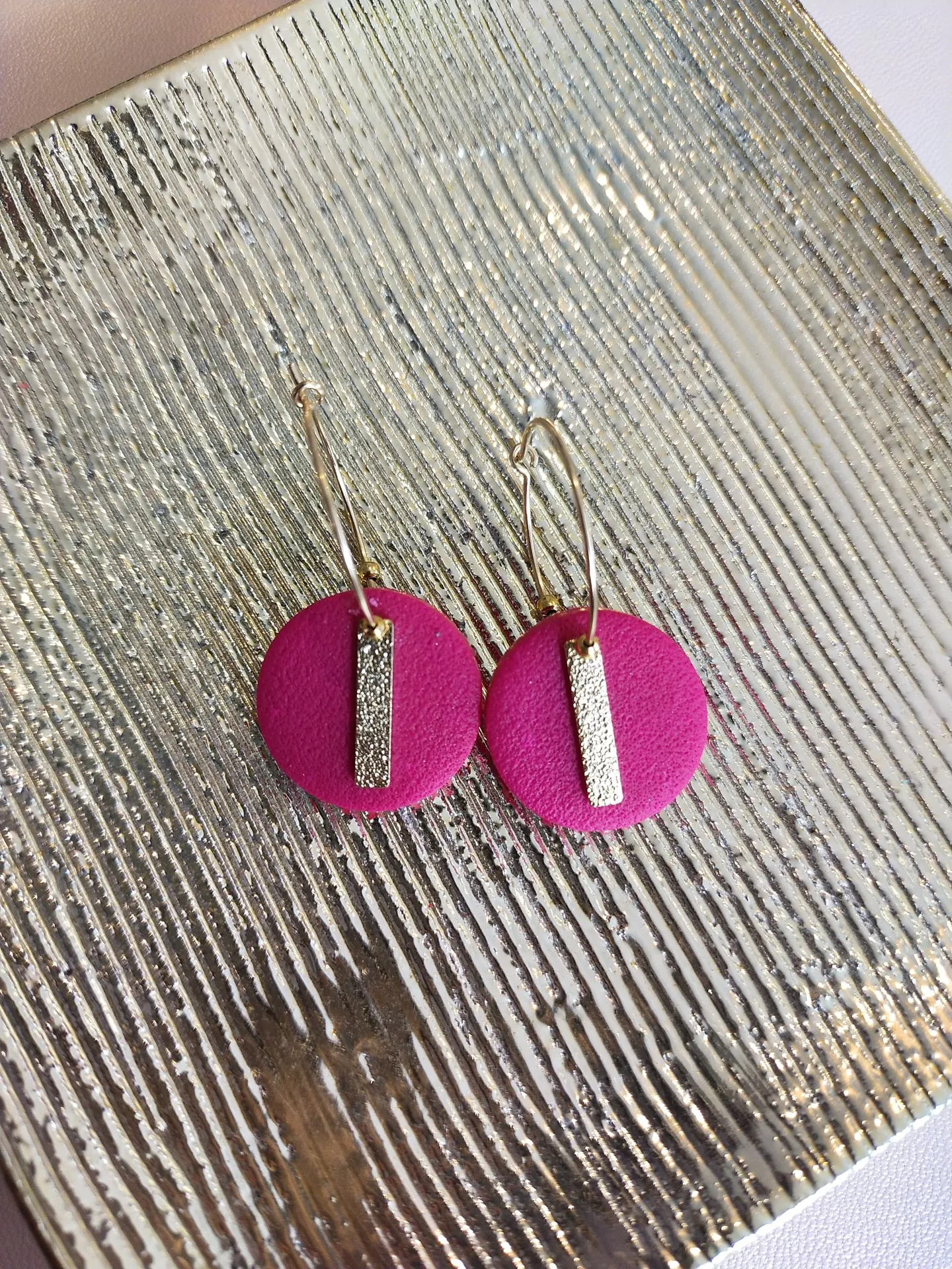 Boucles d'oreilles TARA fushia